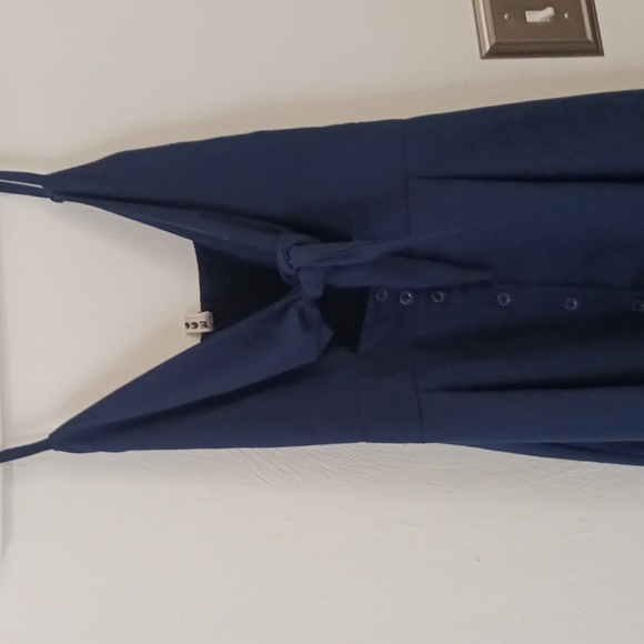 FINAL SALE!!NWT Ecowish tie front dress - Picture 9 of 10